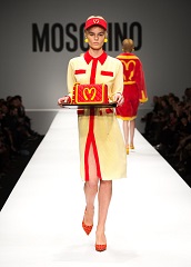 Moschino_McDonald